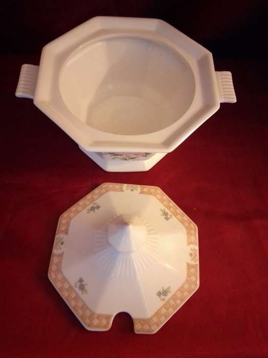 NIKKO Japan 'Classic Collection' Sugar Basin (Mint Condition)