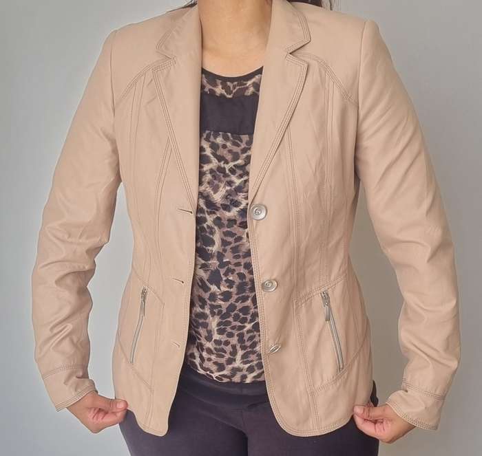 Lovely brown jacket