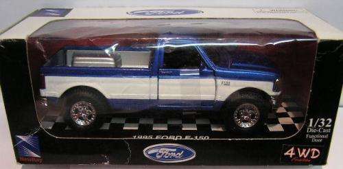 NewRay Diecast Model Car Ford F150 F 150 Pickup 1995 1/32 scale in pack