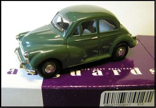 Lledo Vanguards Diecast Model Car VA05801 Morris Minor Saloon 1/43 scale in pack