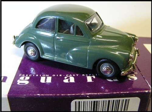 Lledo Vanguards Diecast Model Car VA05801 Morris Minor Saloon 1/43 scale in pack