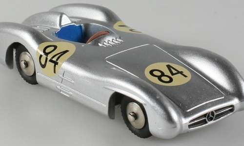 Hachette Mercury Car Collection Mercedes Benz Carenata F 1 F1 GP No 84 Motorsport