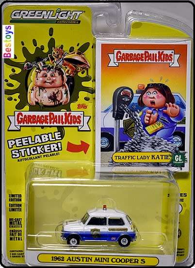 Greenlight Diecast Model Car Garbage Pail Kids Austin Mini Cooper S 1962 Traffic Lady Katie 1/64 sca