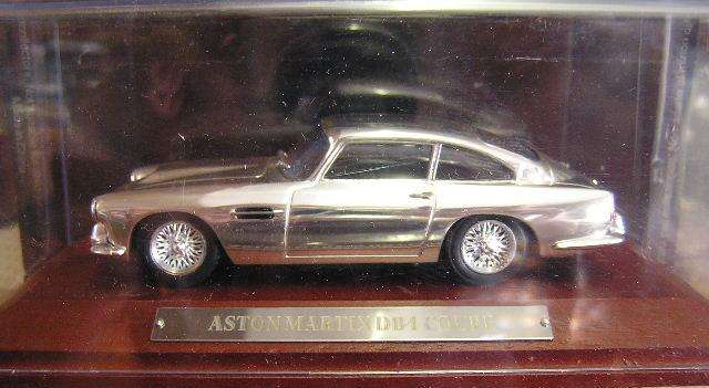 Chrome Collection Diecast Model Car Aston Martin DB4 DB 4 Coupe 1/43 scale new in pac