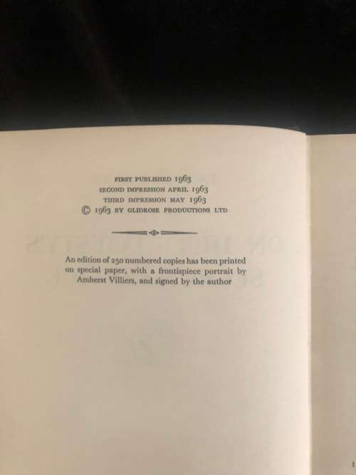 On Her Majesty's Secret Service - Ian Fleming