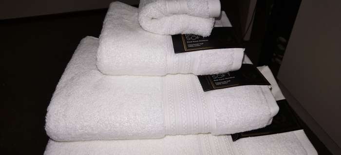 Bristol Big & Soft Towels set of 4