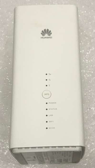 HUAWEI B618s-22d Router - Support 5G with excellent condition