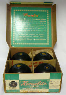 Set of 4 Bowling Balls (size 14 7/8) - Pre X-Mas Sale - R1 N/R!!!