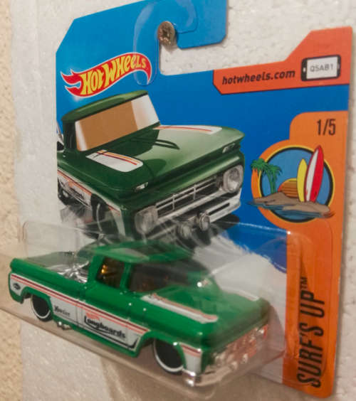 Hot Wheels Custom 62 Chevy Pickup