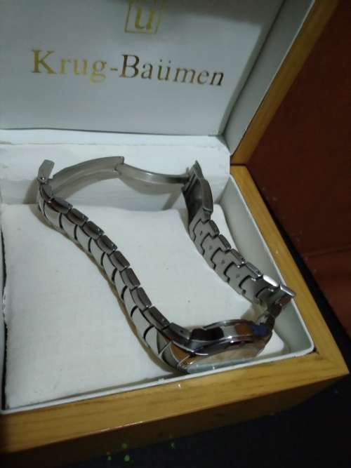 Krug-Baumen Ladies Watch in Excelent Condition (Working Intermittantly needs service)