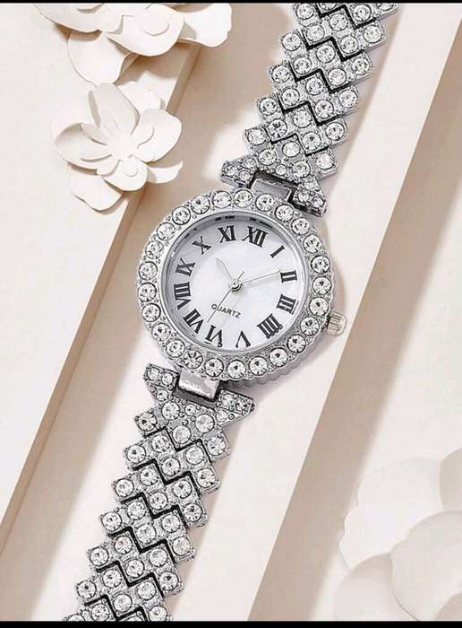 6pc luxurious diamond decor geneva  Quartz Watch set for her