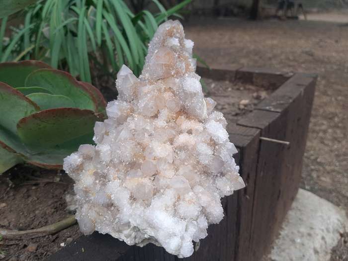 WHITE SPIRIT QUARTZ CLUSTER 1.355kg