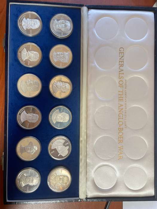 SA Historical Mint - GENERALS OF THE ANGLO BOER WAR - highly collectable 12 SILVER medals