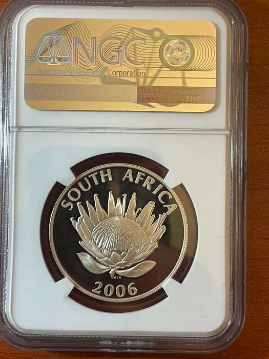 2006 *** Silver R1 *** PF69 *** Tutu *** second highest grade