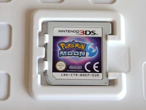 Pokemon Moon - Nintendo 3DS Game (EUR)