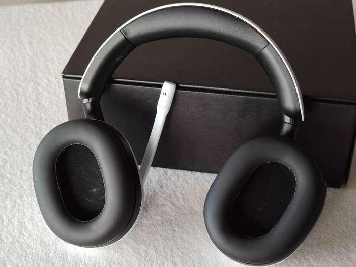 Sony Inzone H9 - Wireless Gaming Headset (PS5/PS4/PC/Nintendo Switch)