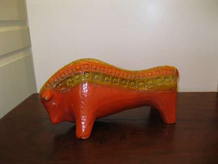 Retro Bull