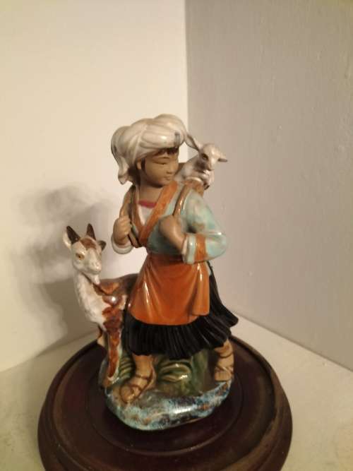 CHINESE MUDMAN FIGURINE