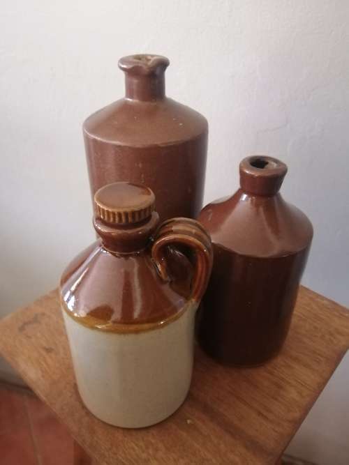 Vintage Stoneware Jug Pearman England and 2x Inkwells