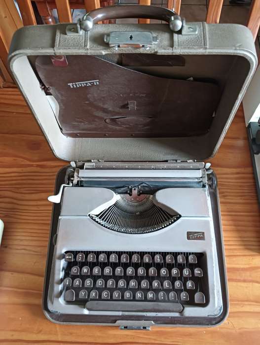 Adler Tippa B -  Vintage Typewriter with Historical Documents