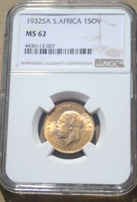 1932 SA GOLD SOV/POUNS NGC GRADED MS 62