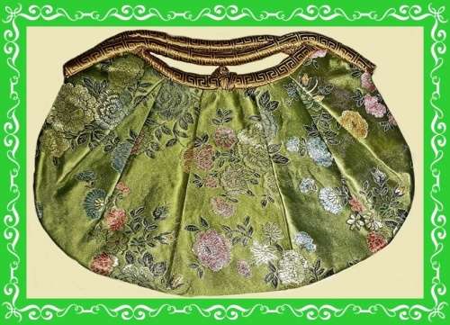 Soft handle bag for daily use