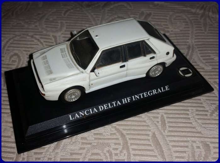 1987 LANCIA DELTA HF INTERGRAVE - 1/43 SCALE - DEL PRADO