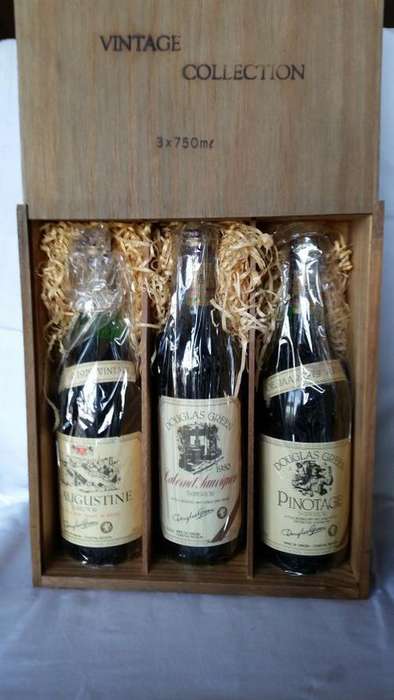3 Bottles Douglas Green Vintage Set