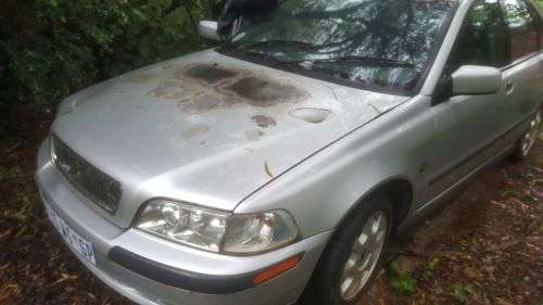 VOLVO S40 1.8 IMPORTED (NOT RUNNING) (SPARES)