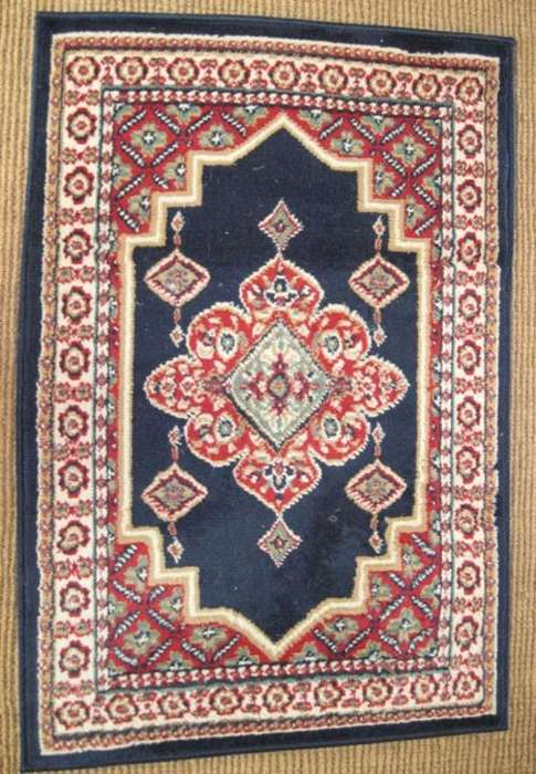 Persian style tufted Rug 120 x 80mm