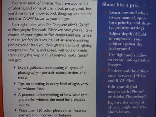 The Complete Idiot`s Guide to Photography Essentials - Softcover - Mark Jenkinson