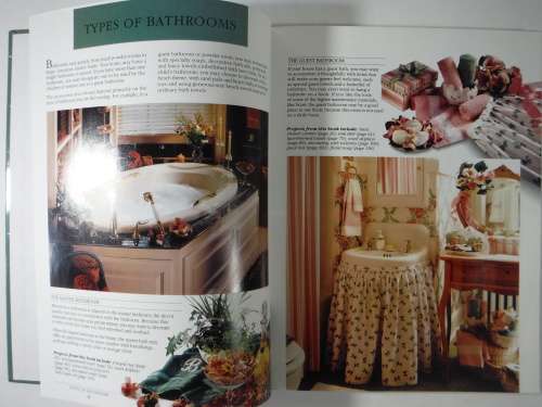 Decorating the Bathroom : 103 Projects and Ideas - Hardcover