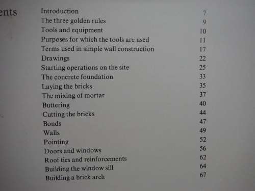 Bricklaying is Easy - Hardcover - Muller & Retief - 1973 First Edition