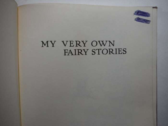 Raggedy Ann and Raggedy Andy`s Very Own Fairy Stories - Hardcover - Johnny Gruelle