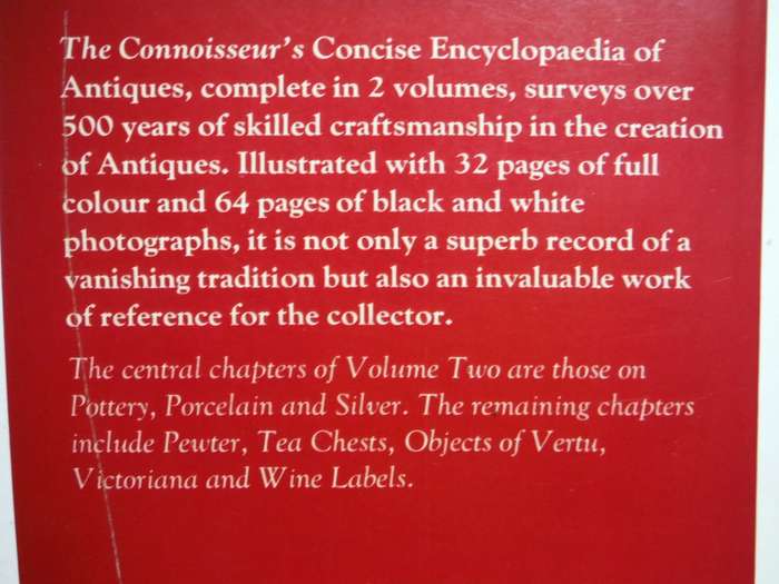 The Connoisseur`s Concise Encyclopedia of Antiques : Volume Two - Paperback - 1970