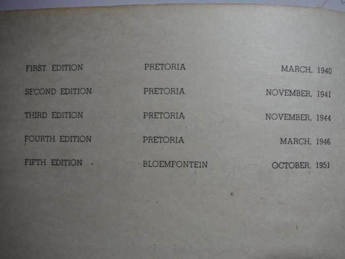 Ouma`s Cookery Book - Paperback - Mrs Roy Hendrie - Fifth Edition - 1951
