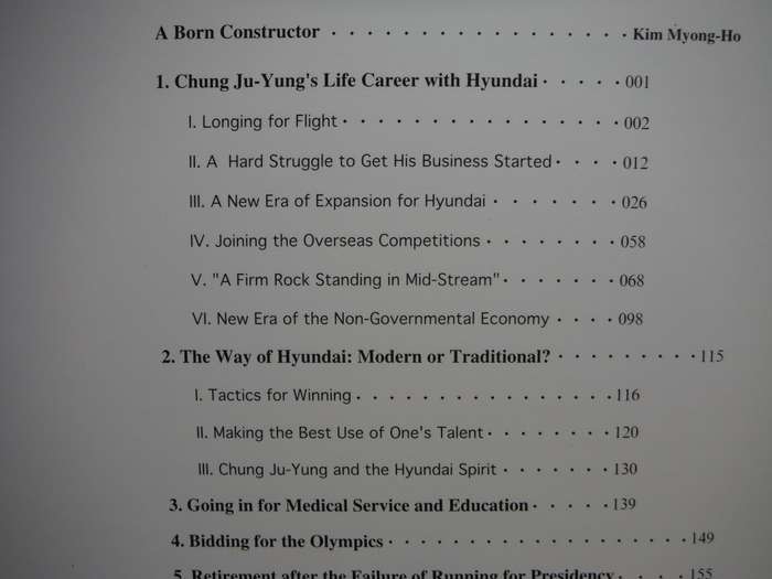 Pictorial Biography of Chung Ju-Yung : The Road to Hyundai - Hardcover