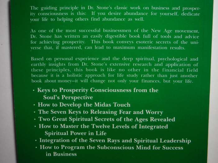 How to Be Financially Successful : A Spiritual Perspective - Paperback - Joshua David Stone, Ph.D.