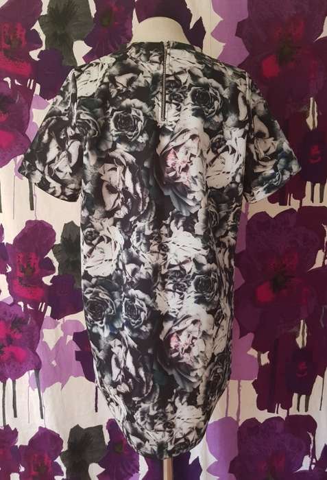 Flower Print top Size 14