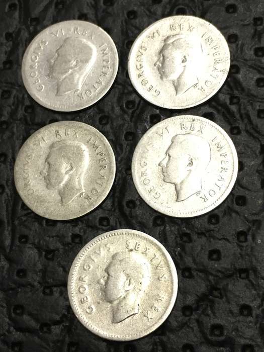 COLLECTION OF 5 UNION OF SOUTH AFRICA THREEPENCE (1941, 1942, 1943, 1945 & 1950)