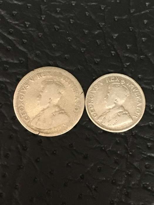 COLLECTION OF 2 UNION OF SOUTH AFRICA 1933 COINS (6D & 3D)
