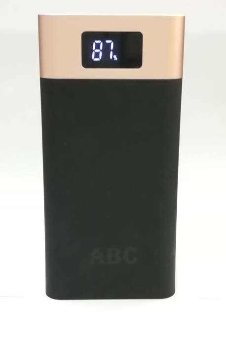 INTELLIGENCE 31800mAh 2.1A POWERBANK