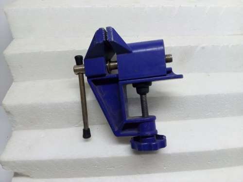 TABLE VICE CLAMP