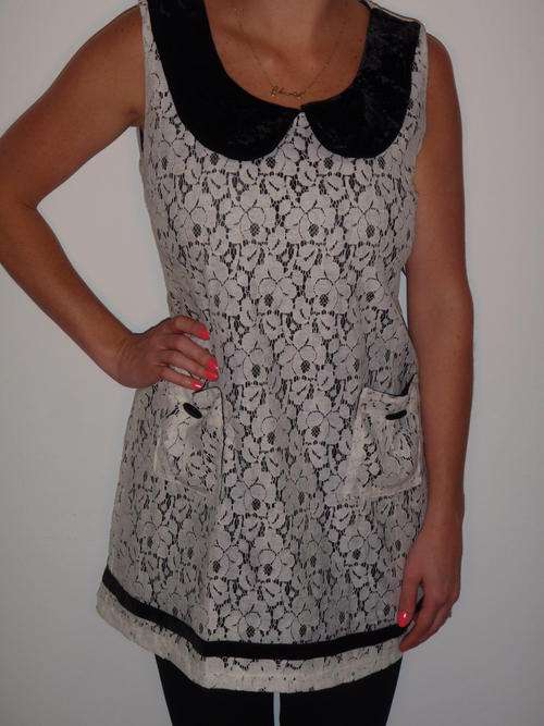 **CASUAL BUT ELEGANT VELVET COLLARED DRESSES**