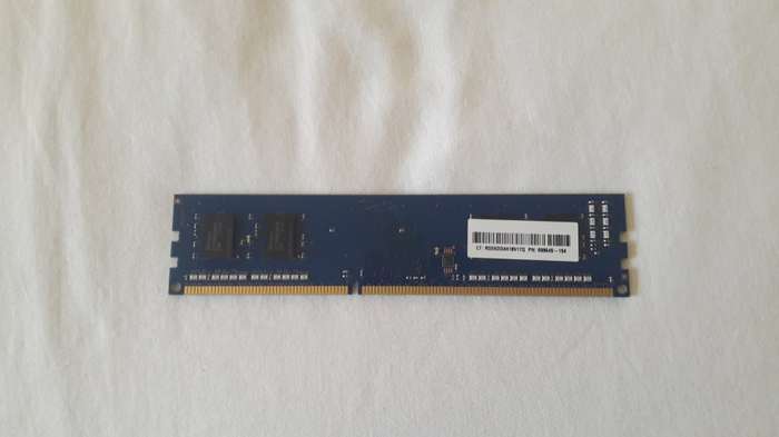 2GB DDR3 1600 Hynix Desktop RAM