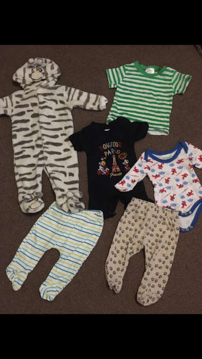 6 x Pieces of Baby Boy Clothes - Size Newborn to 6 months
