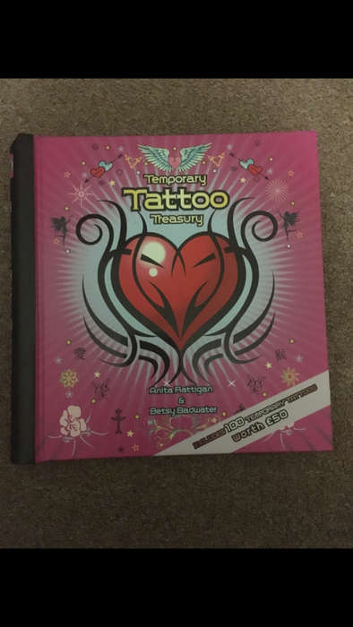 Temporary Tattoo Treasury - Includes 100 temporary tatoos