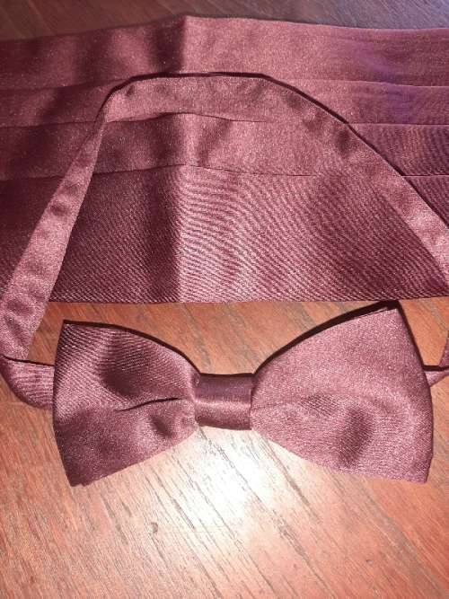 Maroon Cravateur Bow Tie and Cummerbund - Size L