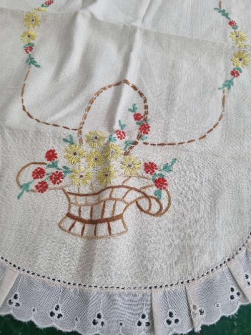 Beautiful Vintage Embroidered Tea Tray Cloth
