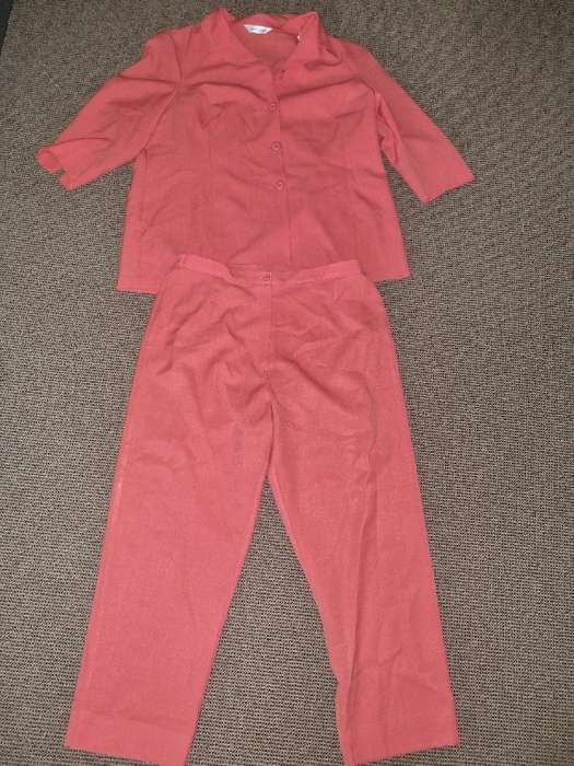 Donna Claire 4 Piece Set - Jacket, Pants, Shirt and Cami - Beautiful!!! Size XL